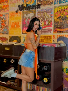 Pucca_lexx Public - {count, plural, one {תמונה אחת} two {שתי תמונות} many {# תמונות} other {# תמונות}}