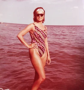 Madam-Madam Public Pic 4