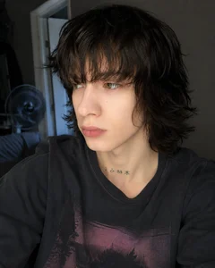 LeonBoykisserの1の 2枚の写真