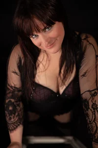 curvynova Public Foto 5