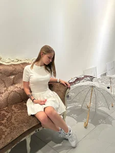 HollyGibson who is it? Pic 5