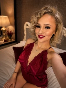 Fire selfies 🔥🔥 od Ivy_Quin  4 snímek