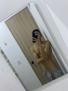 RONALDA_HOT26 Skinny boy 🫧 slika 5
