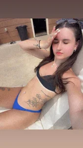 HannahJohnsonx's XXX Nude Photo 2