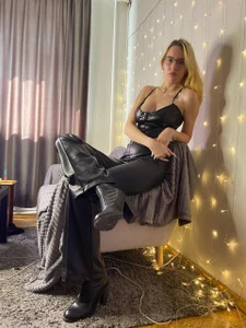 Fire_moth @Speckmade my pay slave Pic 4