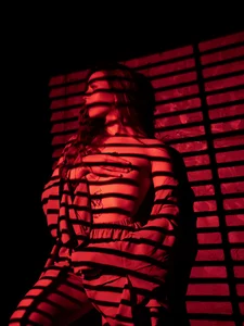 -SaraBlack- In the Dark, She Moves🖤 Billede