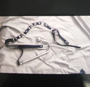 Ashly_pinkxx: Good toys for being naughty 😈 ( фото)