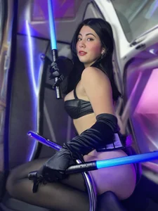 Zoe_Benson: Starwars Day ( 6 фото)