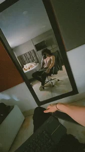 Relax home 🔥 de tommylongxx  3 photos