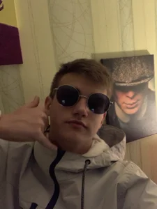 WARDEN_w На созвоне Gambar