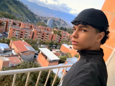 JamesDreams One day in my best friend’s house Foto 8