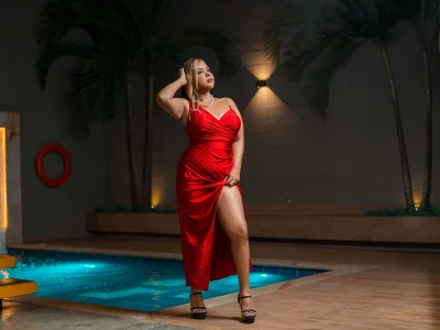 MelodySanz Cute grin, wicked plan Pic 3