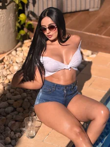 AshleyJhonson Cool Water, Hot Body 💦🔥 Foto 4