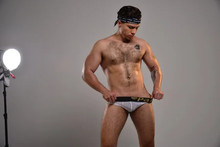 Noah_Swagger_ Hairy Pic 3