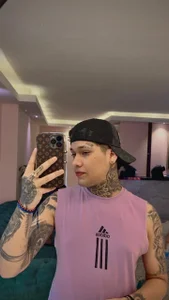 Guys_to_fuck_hotHello, I'm Santiago. Bild
