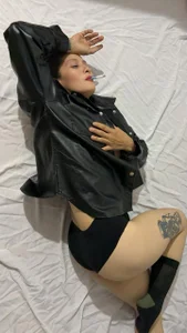 mistress_flame Too pretty to be innocent. Pic 4