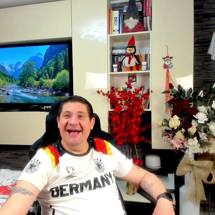 SpartacusDaddy48 избранные изображения 2057