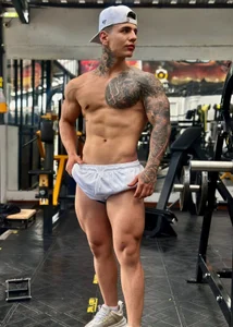 SalvatoreDmore 💪​GYM💪​  2টি ছবি