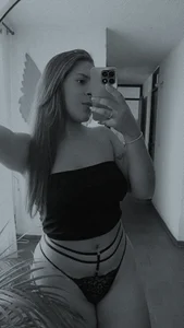 samanthaeliott22's Sofi❤️ Sex Photo 2