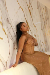 SavannahStormskin of gold and soul of crystal"🖤💎图片