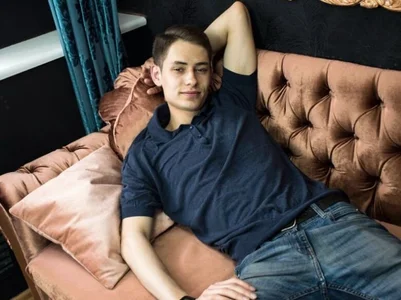 Vinsent_Frantlyy First photos in the studio  7টি ছবি