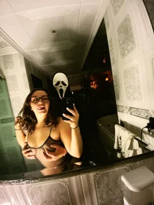 annyaparis Ghostface and me 💀🥵 รูป  5