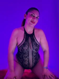 SexyRachel_ dangerous look👀😏 Pic 5