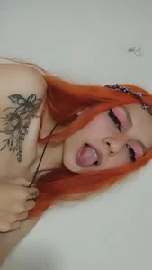 I really like to paint my face od Sabrina_222  snímek