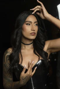 Taly_Fox in leatherette Foto 5