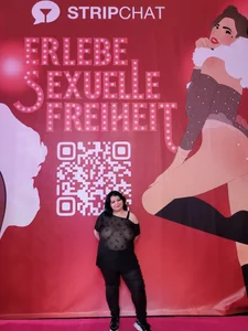 lindalovesexy: Venus Berlin 2023 ( 2 фото)