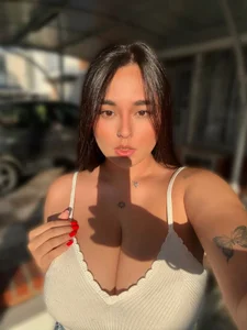 CelesteBrucee the sun is my filter صورة واحدة|CelesteBrucee the sun is my filter صورتان|CelesteBrucee the sun is my filter  2 صور|CelesteBrucee the sun is my filter  2 صورة