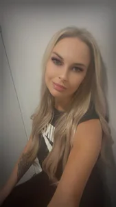 Imyourgoodgirl69xo Fresh hair feels - back to blonde💃 사진