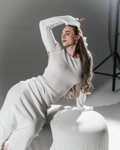 Dana__Whitttte White dress Bilde 7