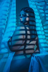 GabyRhodes Blue night 🎇  8টি ছবি