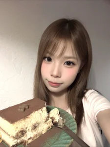 Nuo-Nuo-111 吃小蛋糕 사진