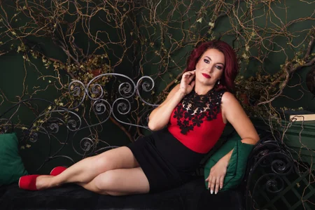 Cassandra_Hotty Public  7টি ছবি