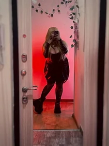 Devil_Secrets Cosplay | Misa Amane 🍎 รูป  2