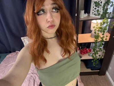 Cherry_Vessel listen, do you like shorts ? Poză 3