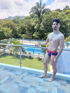 LiamCossio_ hello my name is liam รูป  7