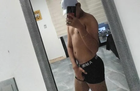 Public de dannie_brand  2 Imagens