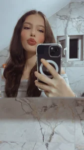 isabella_cross Public Pic