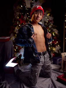 isaac_grimm Public Immagine  7