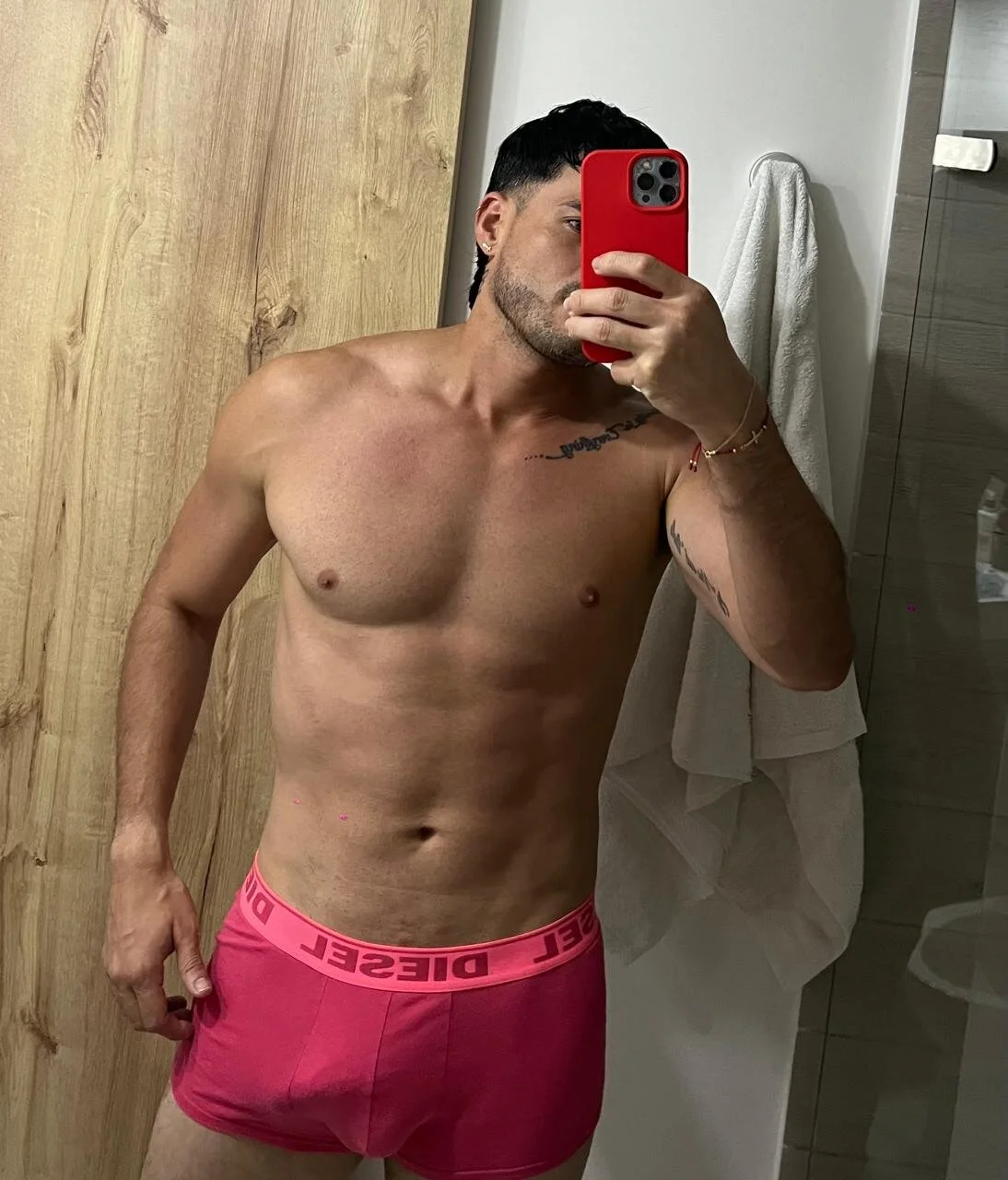 santiago_santii 热门图片 3383