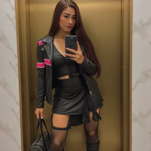 isabellashine kullanıcısının Velvet Instincts albümü -  6 fotoğraf