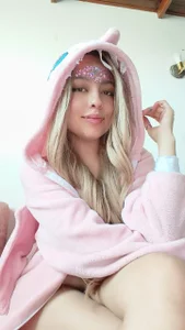 Lauren-lau kullanıcısının Halloween #teamchimuelo🎃🔥 albümü -  3 fotoğraf