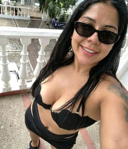 nikki_wild66 Public Foto