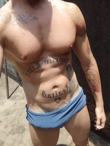 Eu 🔥 de Giricotta  6 Imagens