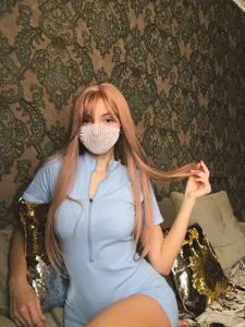 Public od SophieBlackwood  snímek