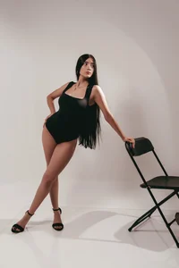 Megan_lux_ now me Pic 2