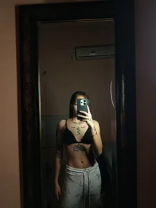 babylisa19's XXX Nude Photo 3